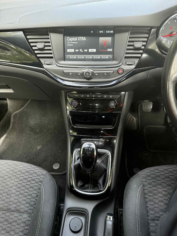 Used Vauxhall Astra 2017 for sale - 75618331: Photo 7