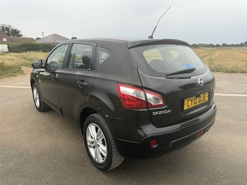 Used Nissan Qashqai 2010 for sale - 75626623: Photo