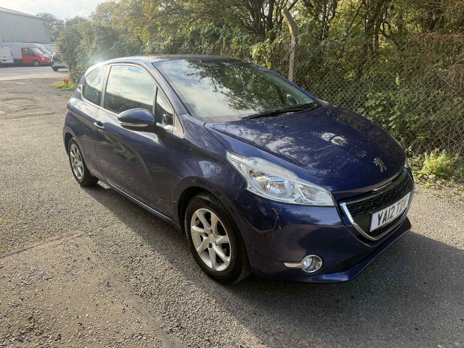 Used Peugeot 208 2012 for sale - 76218750: Photo 1