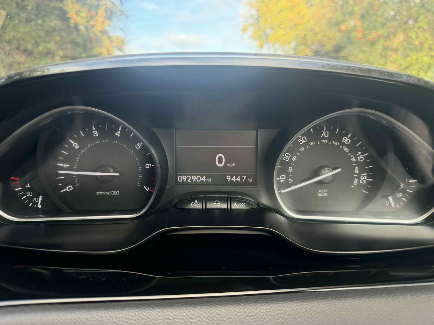 Used Peugeot 208 2012 for sale - 76218750: Photo 8