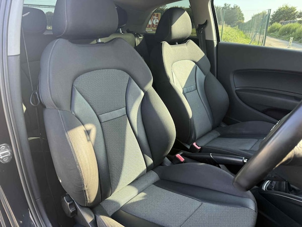 Used Audi A1 2012 for sale - 75651655: Photo 6