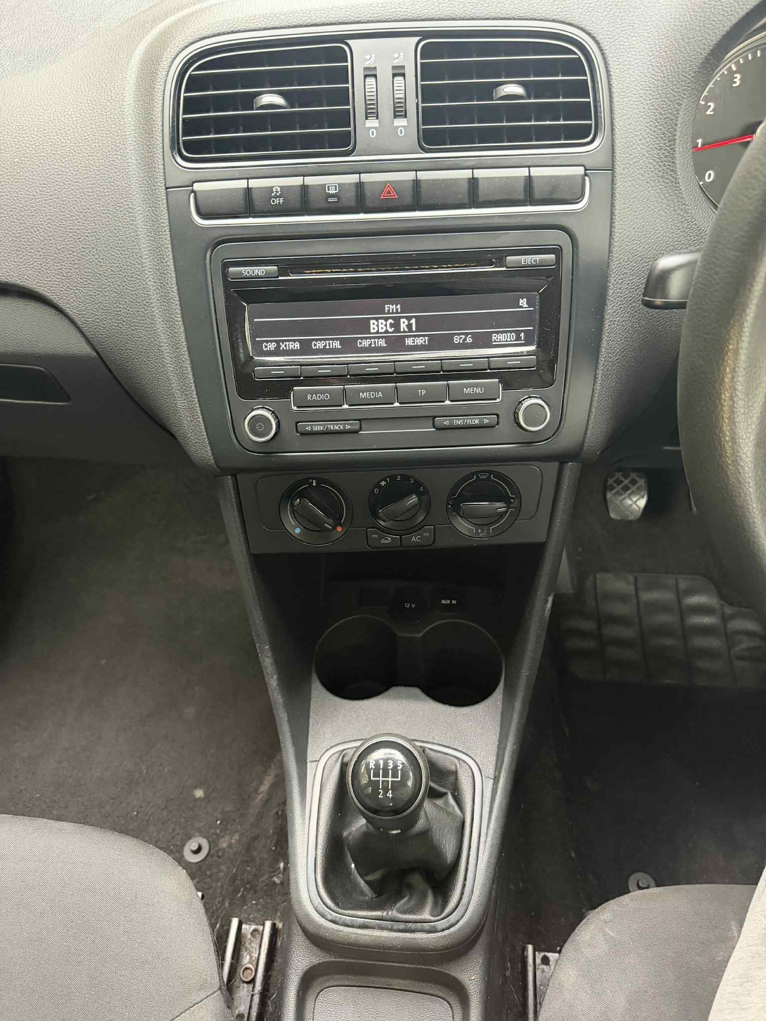 Used Volkswagen Polo 2014 for sale - 76192140: Photo 7