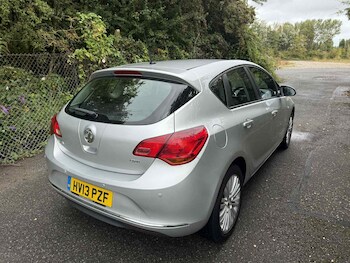 Used Vauxhall Astra 2013 for sale - 75726387: Photo
