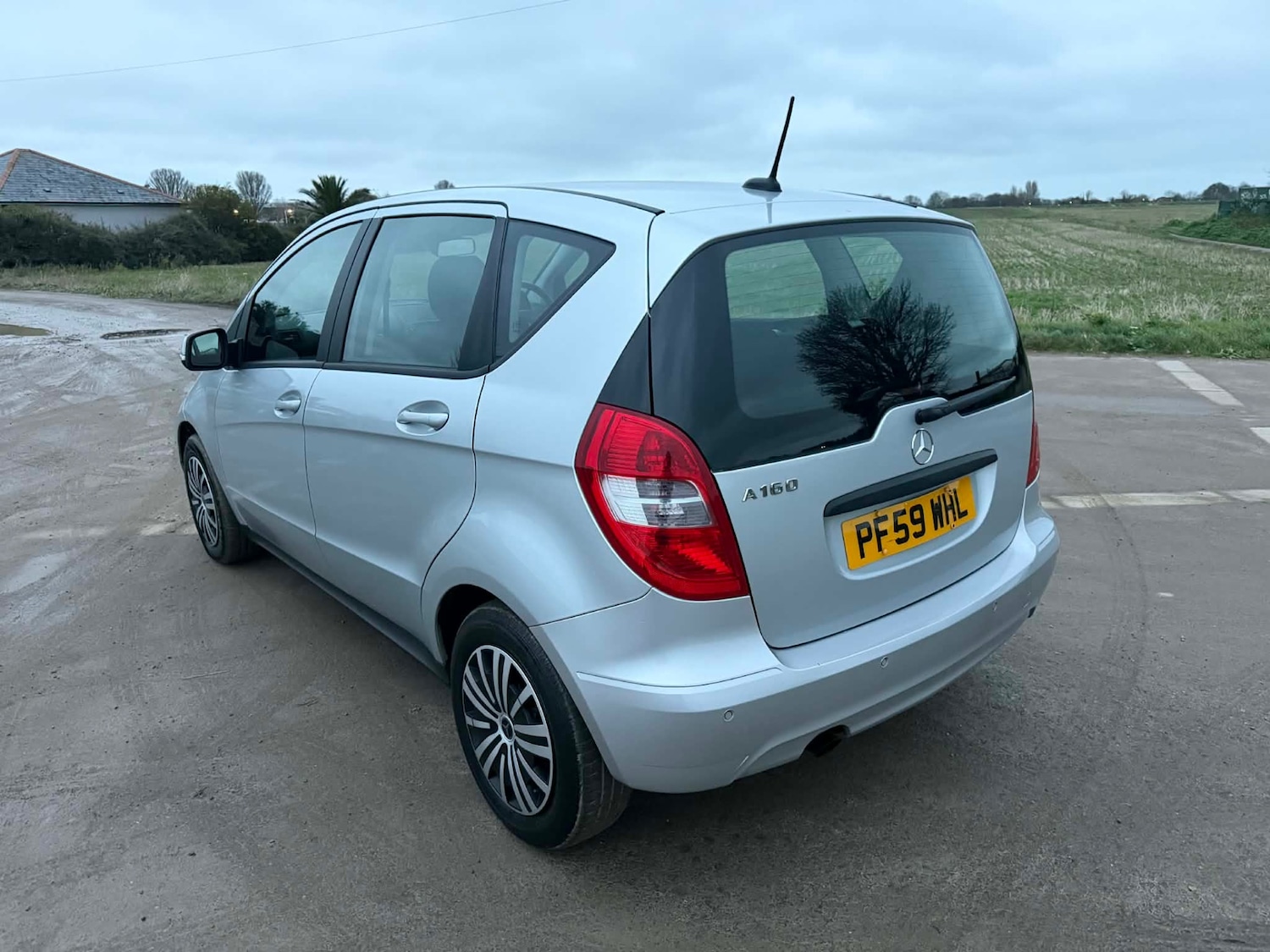 Used Mercedes-Benz A-Class 2009 for sale - 76922509: Photo 3