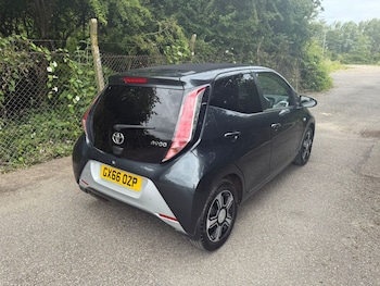 Used Toyota AYGO 2016 for sale - 75617176: Photo