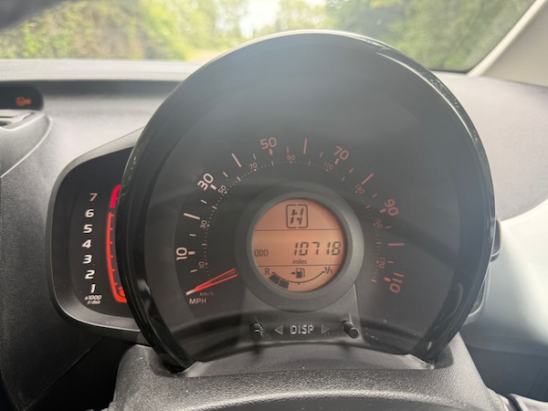 Used Toyota AYGO 2016 for sale - 75617176: Photo 9