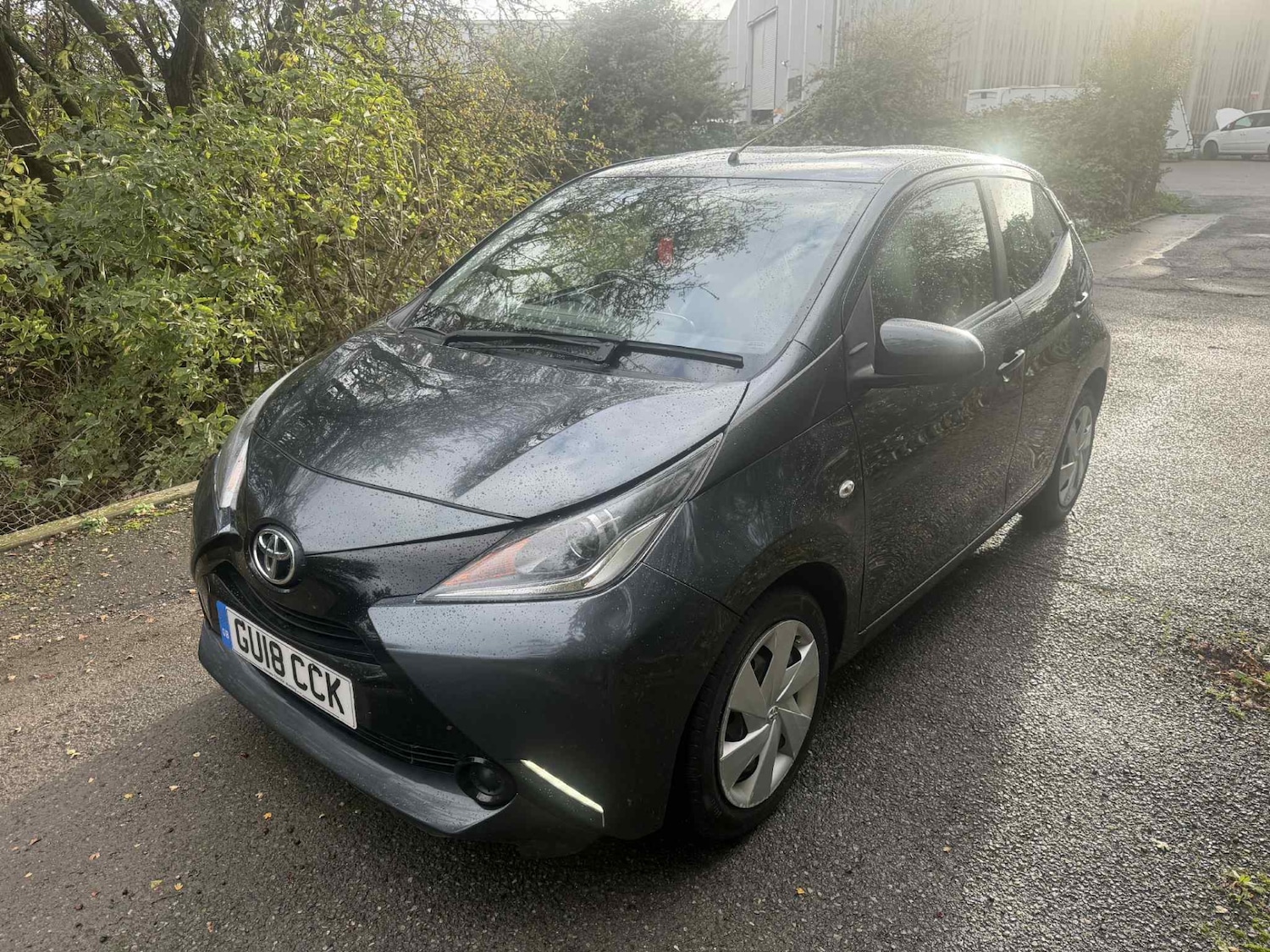 Used Toyota AYGO 2018 for sale - 76461303: Photo 2