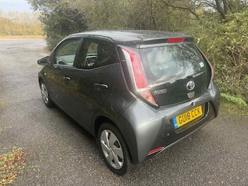 Used Toyota AYGO 2018 for sale - 76461303: Photo