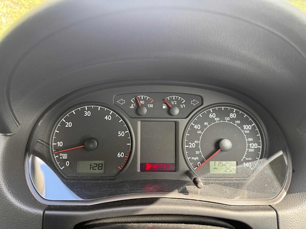 Used Volkswagen Polo 2003 for sale - 76005494: Photo 8