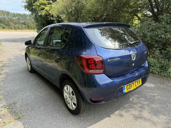 Used Dacia Sandero 2017 for sale - 75627649: Photo 3