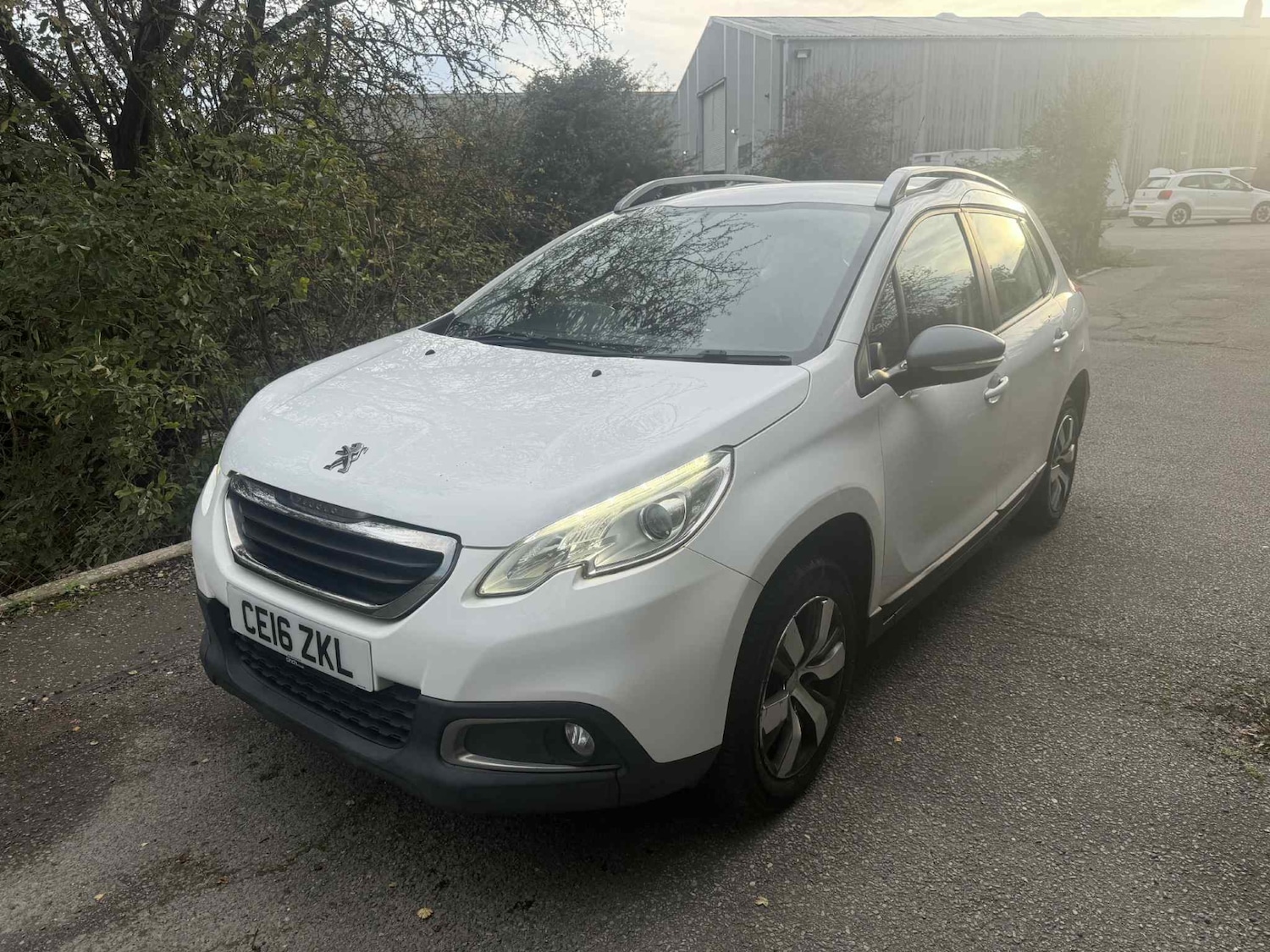 Used Peugeot 2008 2016 for sale - 76477549: Photo 2