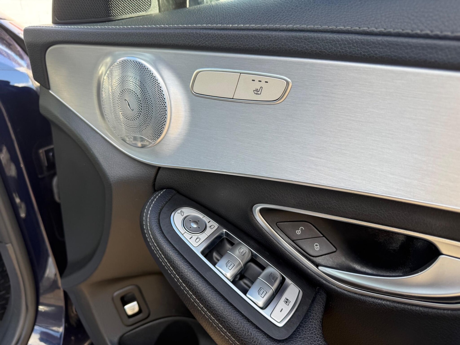 Used Mercedes-Benz C Class 2018 for sale - 77029321: Photo 11