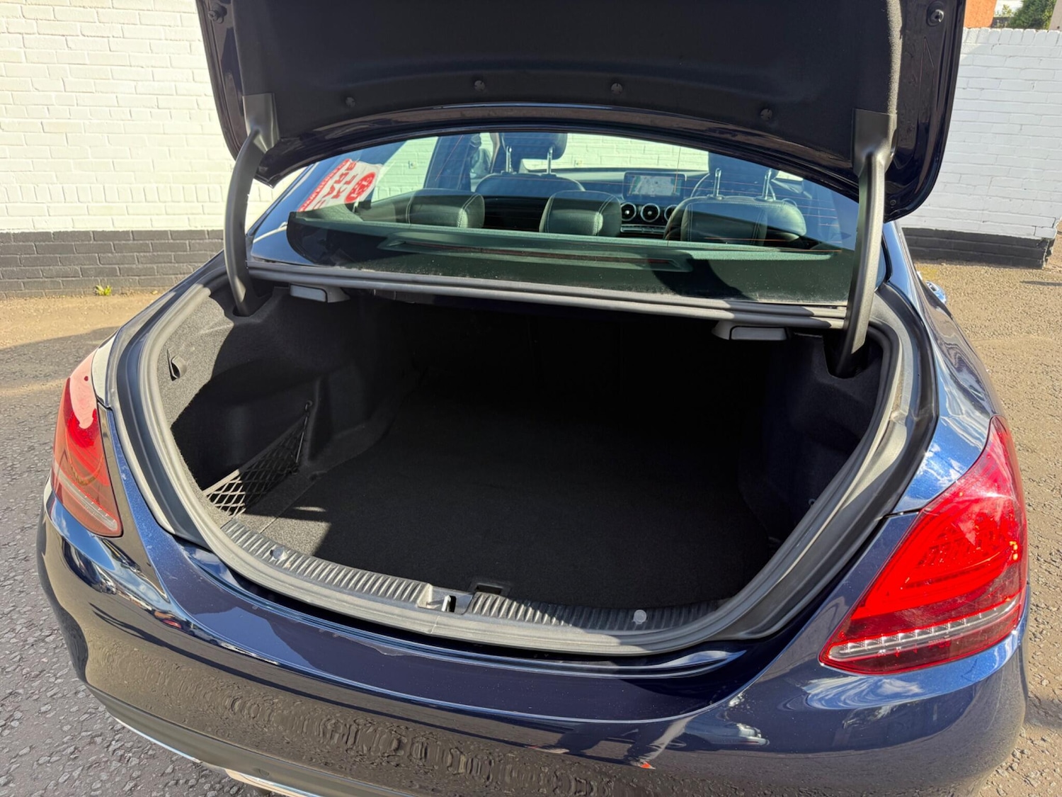 Used Mercedes-Benz C Class 2018 for sale - 77029321: Photo 35