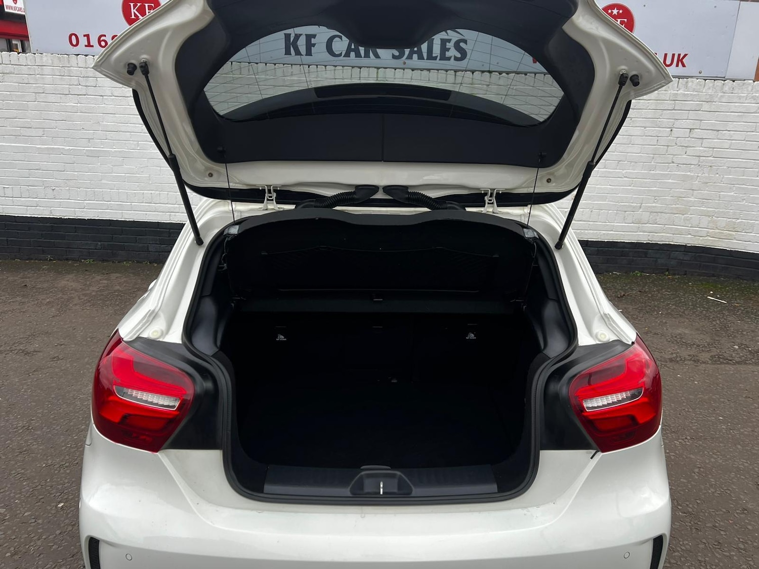 Used Mercedes-Benz A-Class 2016 for sale - 77345253: Photo 30