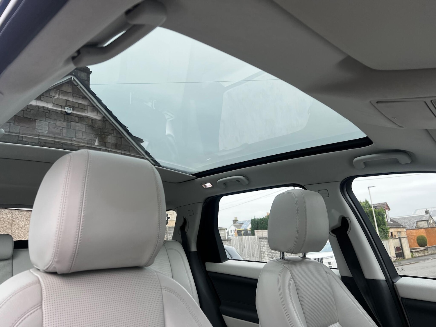 Used Land Rover Discovery Sport 2015 for sale - 77066829: Photo 17