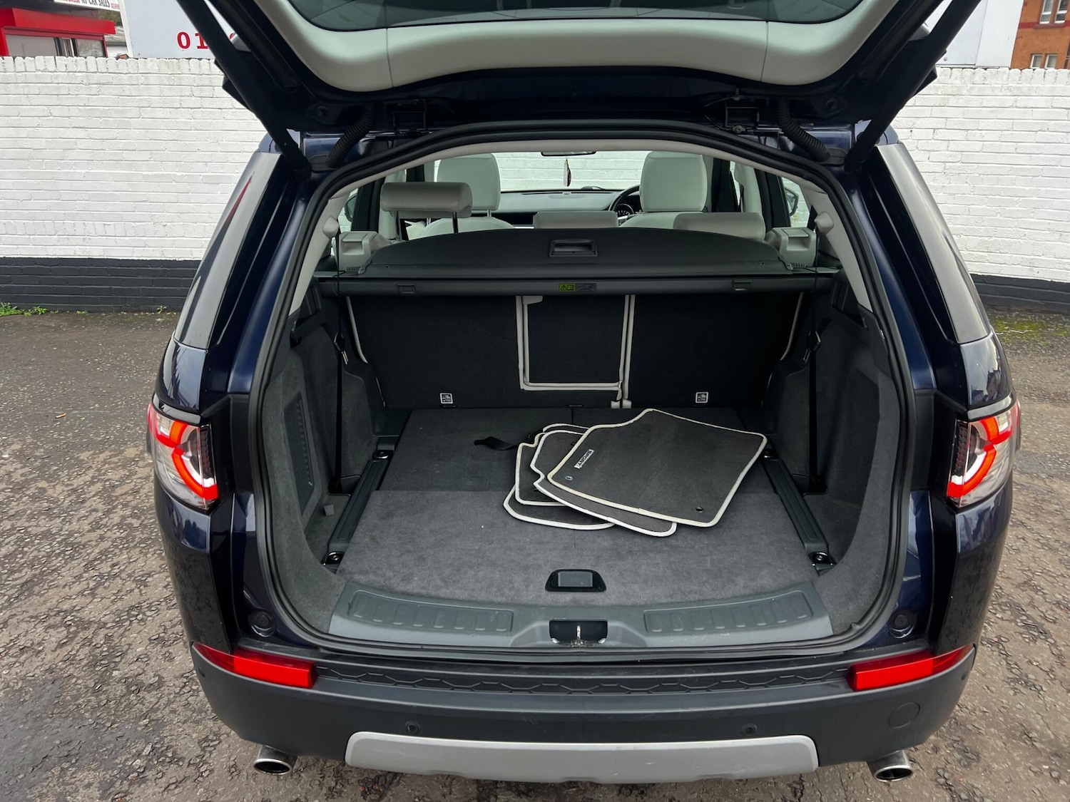 Used Land Rover Discovery Sport 2015 for sale - 77066829: Photo 23