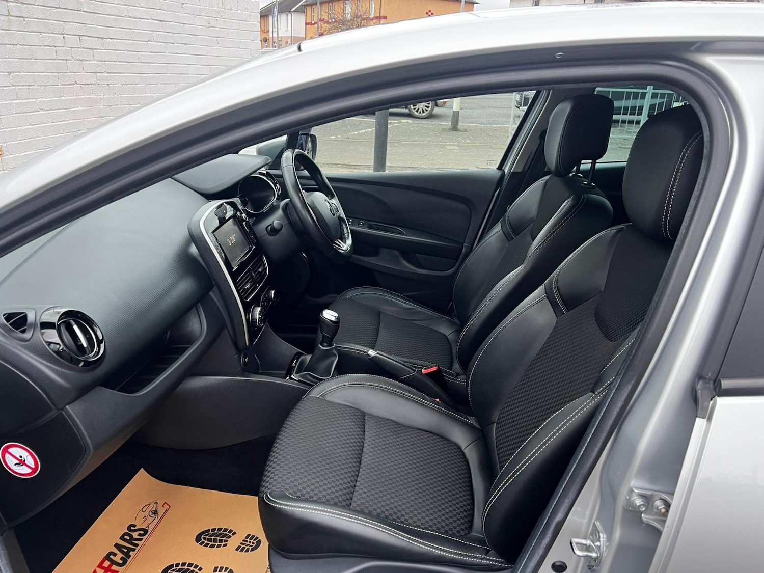 Used Renault Clio 2018 for sale - 77455797: Photo 11