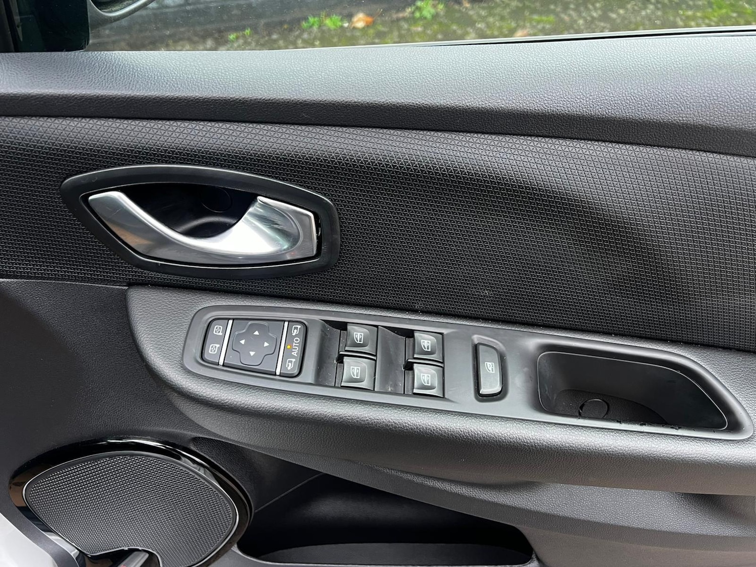 Used Renault Clio 2018 for sale - 77455797: Photo 12