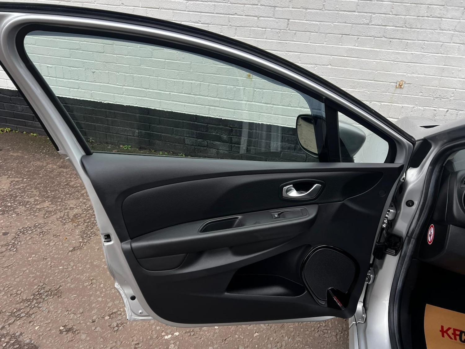 Used Renault Clio 2018 for sale - 77455797: Photo 23