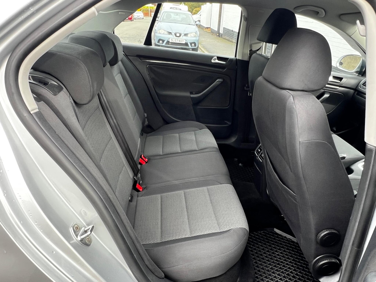 Used Volkswagen Jetta 2010 for sale - 76151164: Photo 13