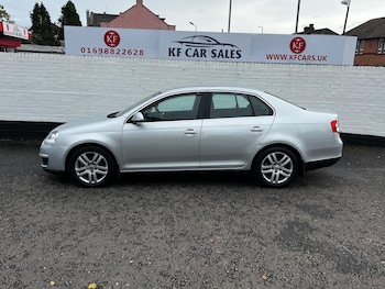 Used Volkswagen Jetta 2010 for sale - 76151164: Photo
