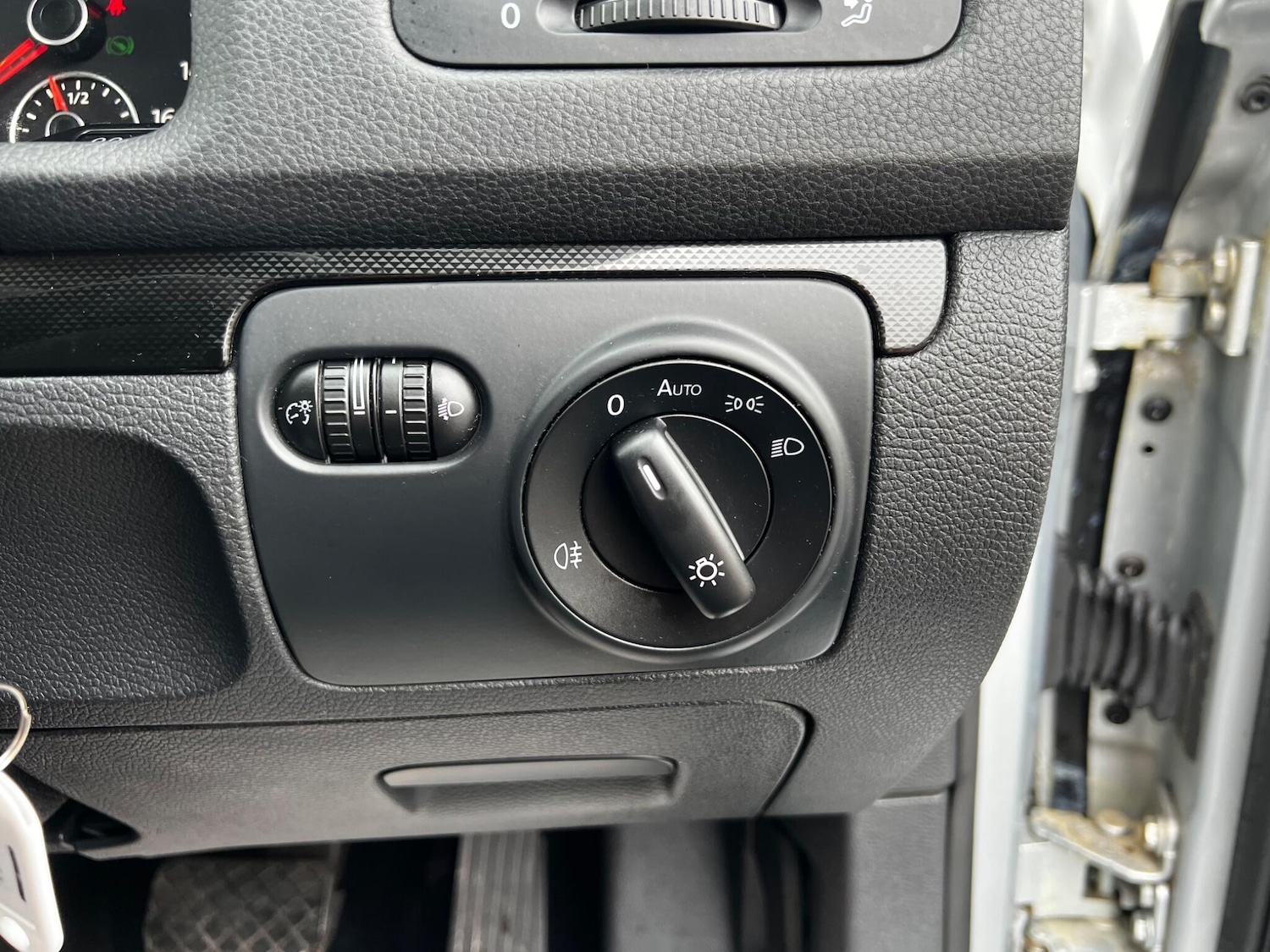 Used Volkswagen Jetta 2010 for sale - 76151164: Photo 7
