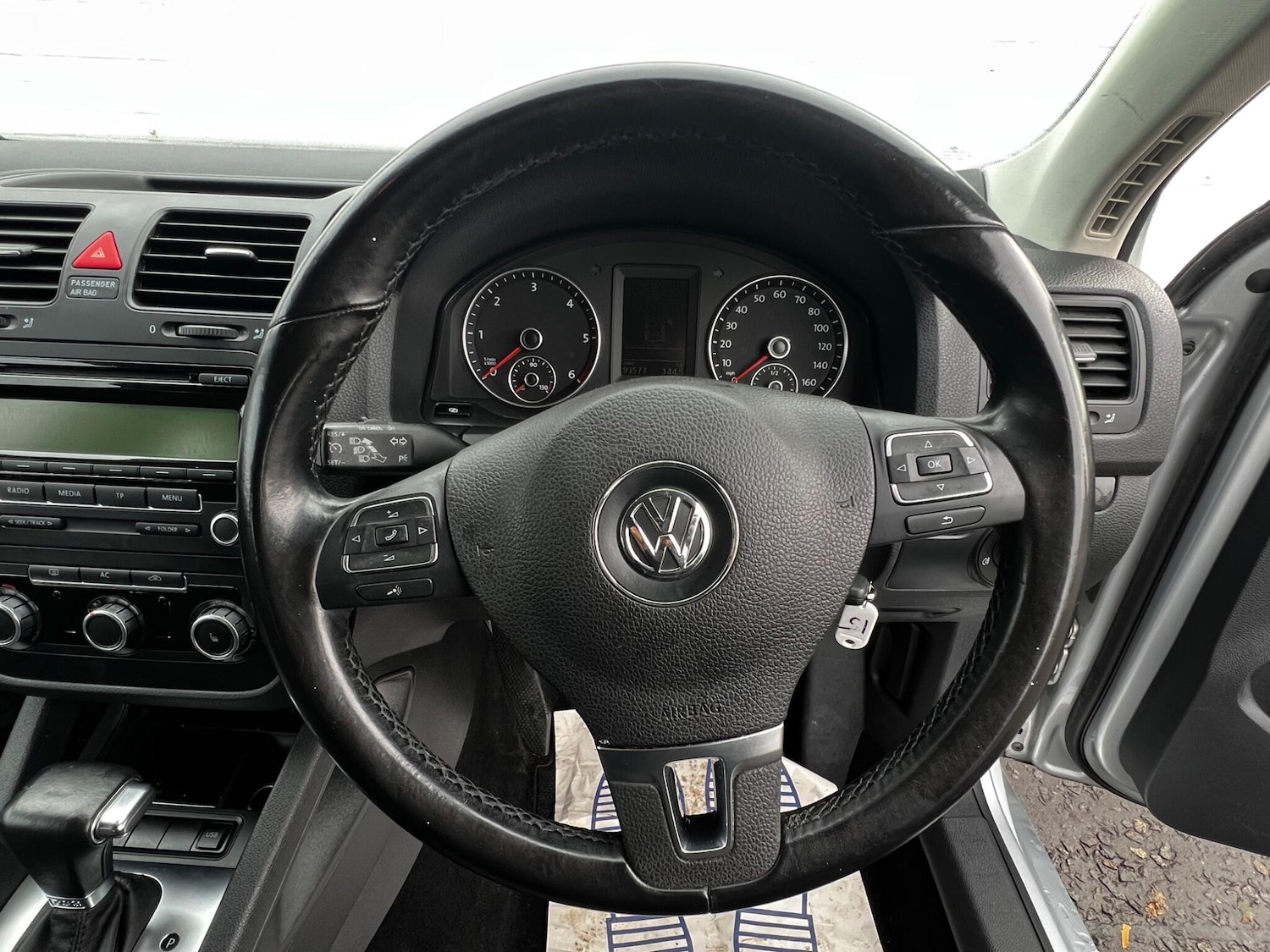 Used Volkswagen Jetta 2010 for sale - 76151164: Photo 9