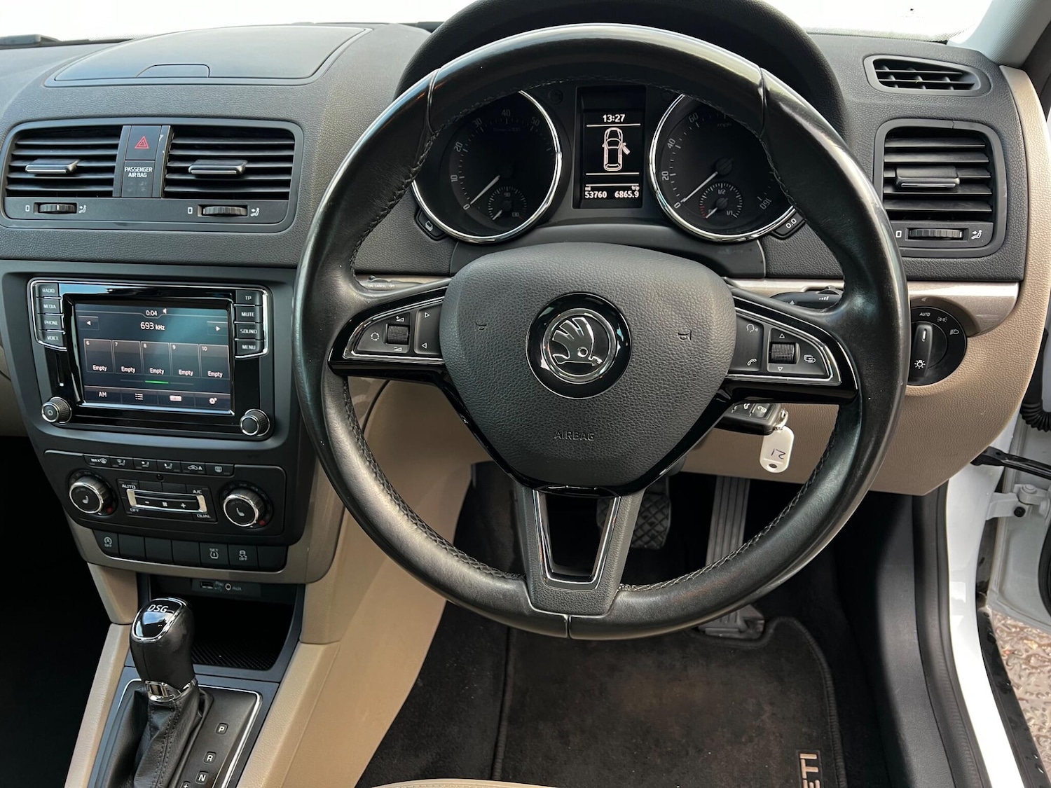 Used Skoda Yeti 2016 for sale - 76839542: Photo 11