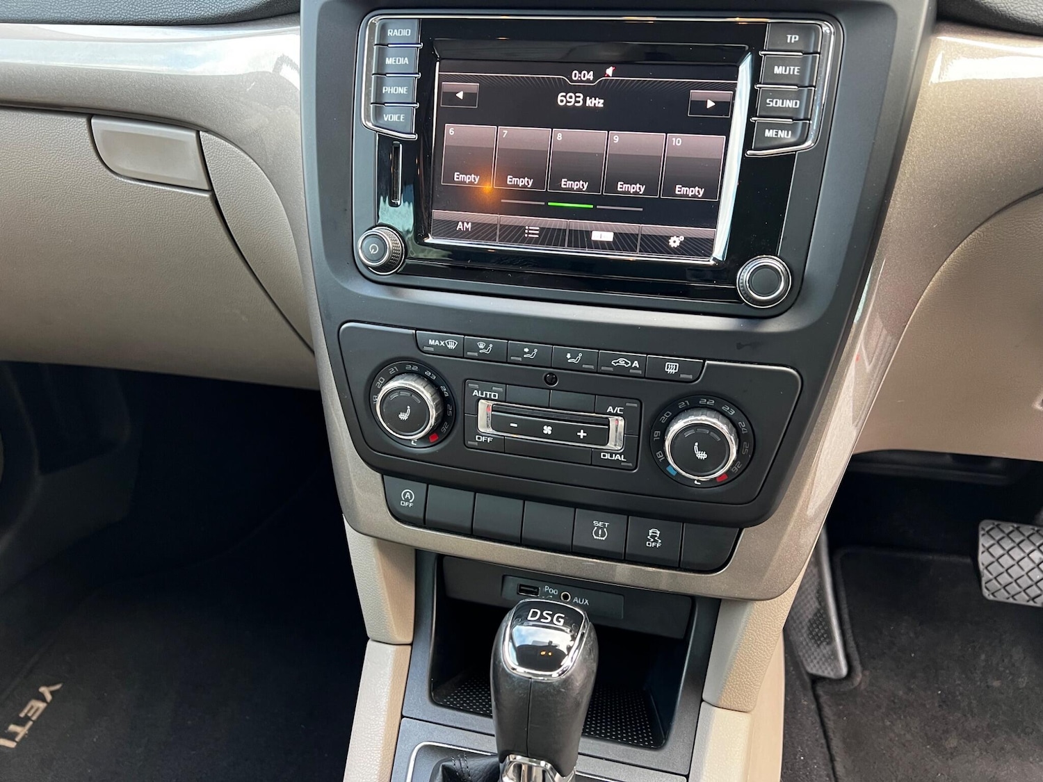 Used Skoda Yeti 2016 for sale - 76839542: Photo 13