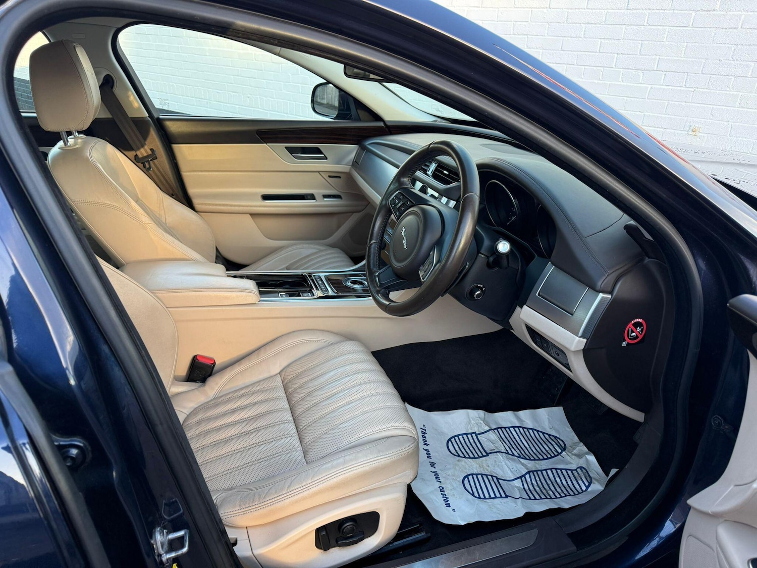 Used Jaguar XF 2015 for sale - 76561533: Photo 13