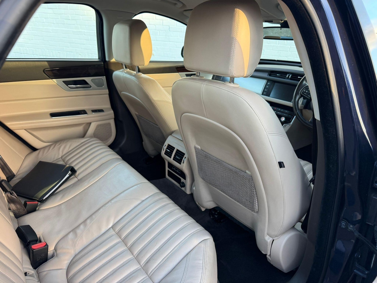 Used Jaguar XF 2015 for sale - 76561533: Photo 17