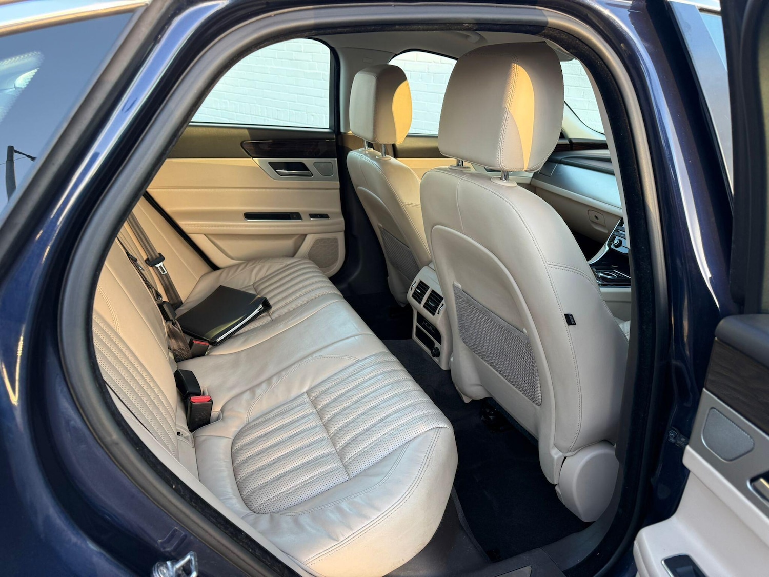 Used Jaguar XF 2015 for sale - 76561533: Photo 18