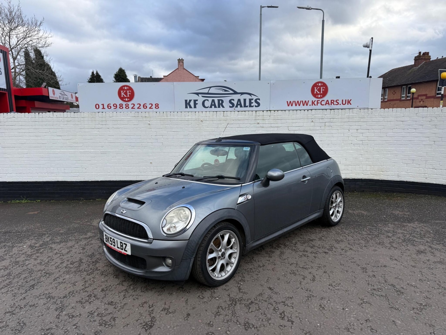 Used MINI Convertible 2009 for sale - 77377688: Photo 6