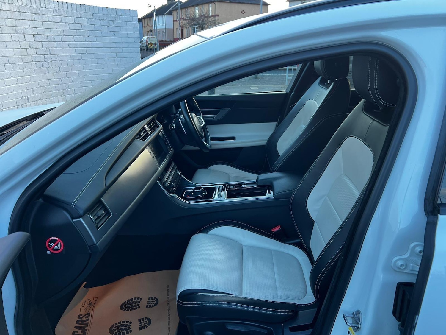 Used Jaguar XF 2018 for sale - 77279258: Photo 10