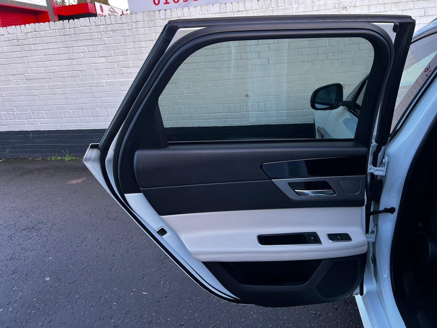 Used Jaguar XF 2018 for sale - 77279258: Photo 20