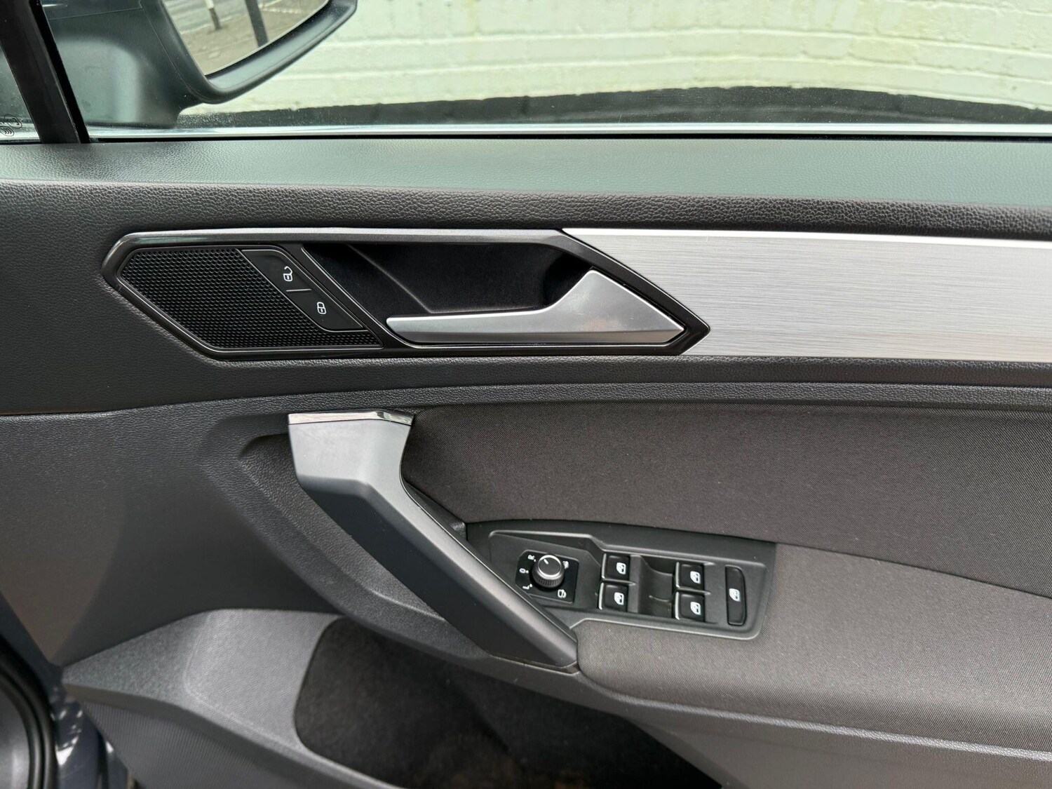 Used Volkswagen Tiguan 2017 for sale - 77237877: Photo 15