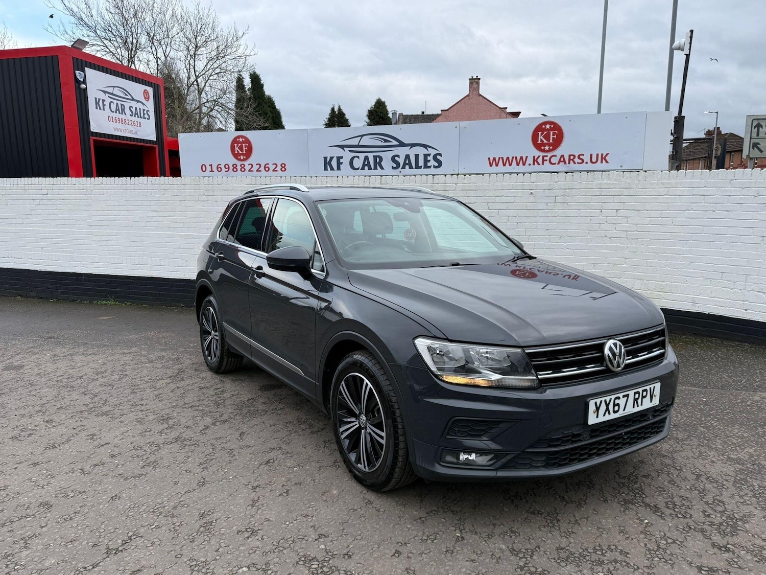 Used Volkswagen Tiguan 2017 for sale - 77237877: Photo 3