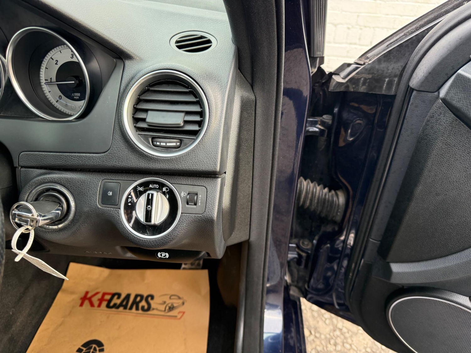 Used Mercedes-Benz C Class 2013 for sale - 77468358: Photo 10