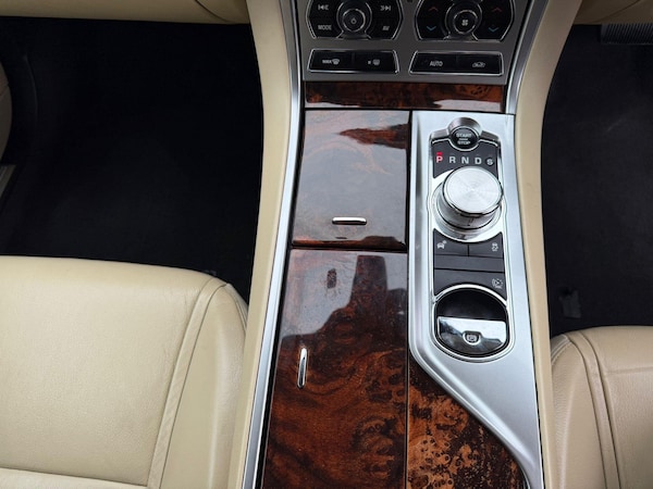 Used Jaguar XF 2013 for sale - 76295279: Photo 11