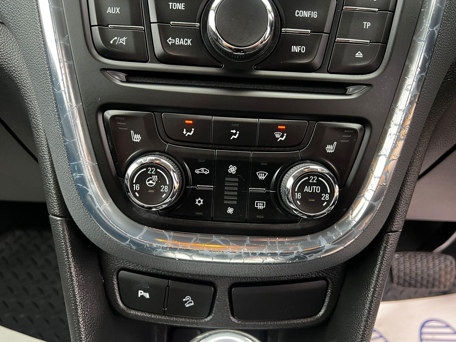 Used Vauxhall Mokka 2014 for sale - 76227950: Photo 12