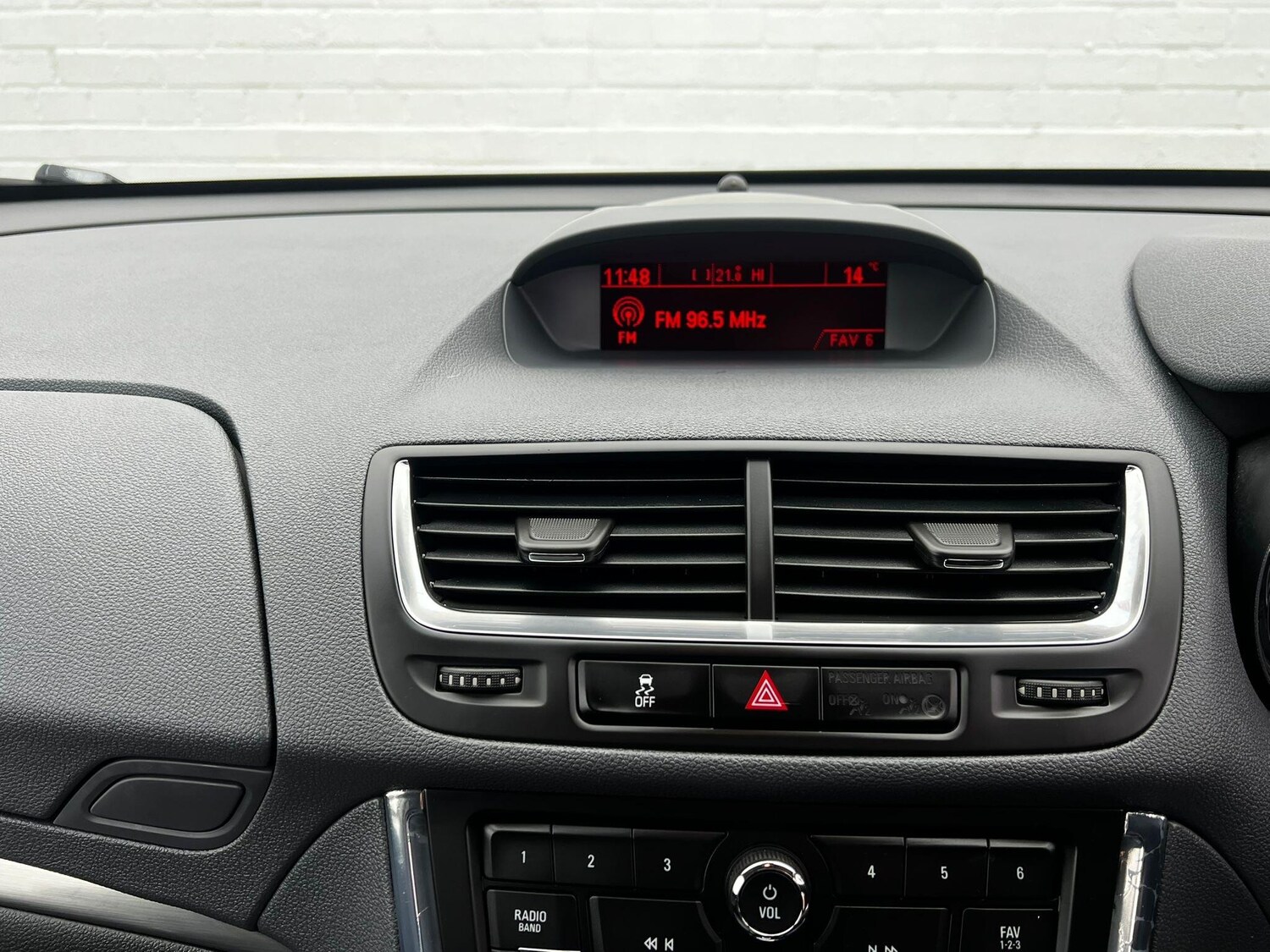 Used Vauxhall Mokka 2014 for sale - 76227950: Photo 18