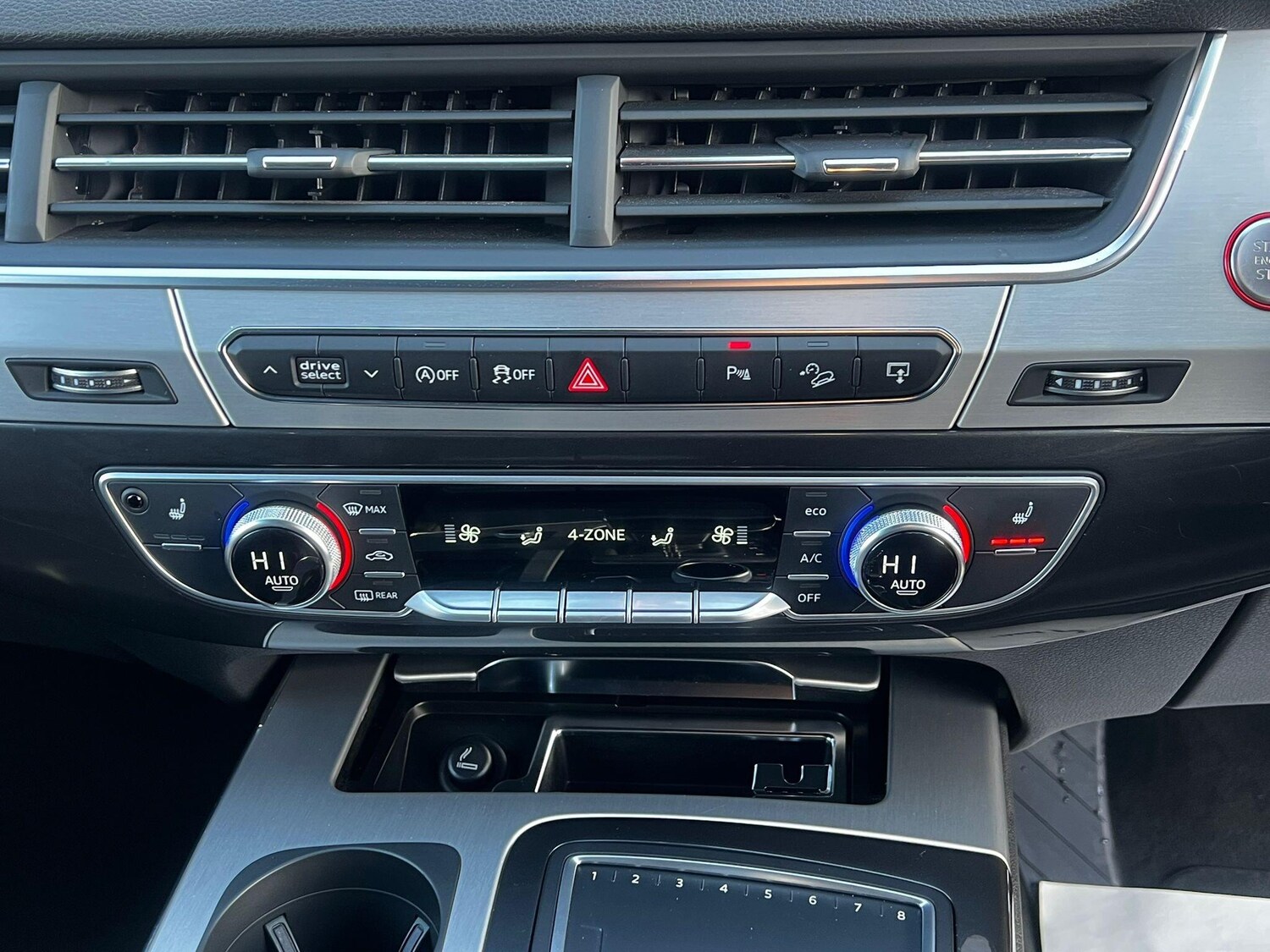 Used Audi SQ7 2016 for sale - 77344802: Photo 13