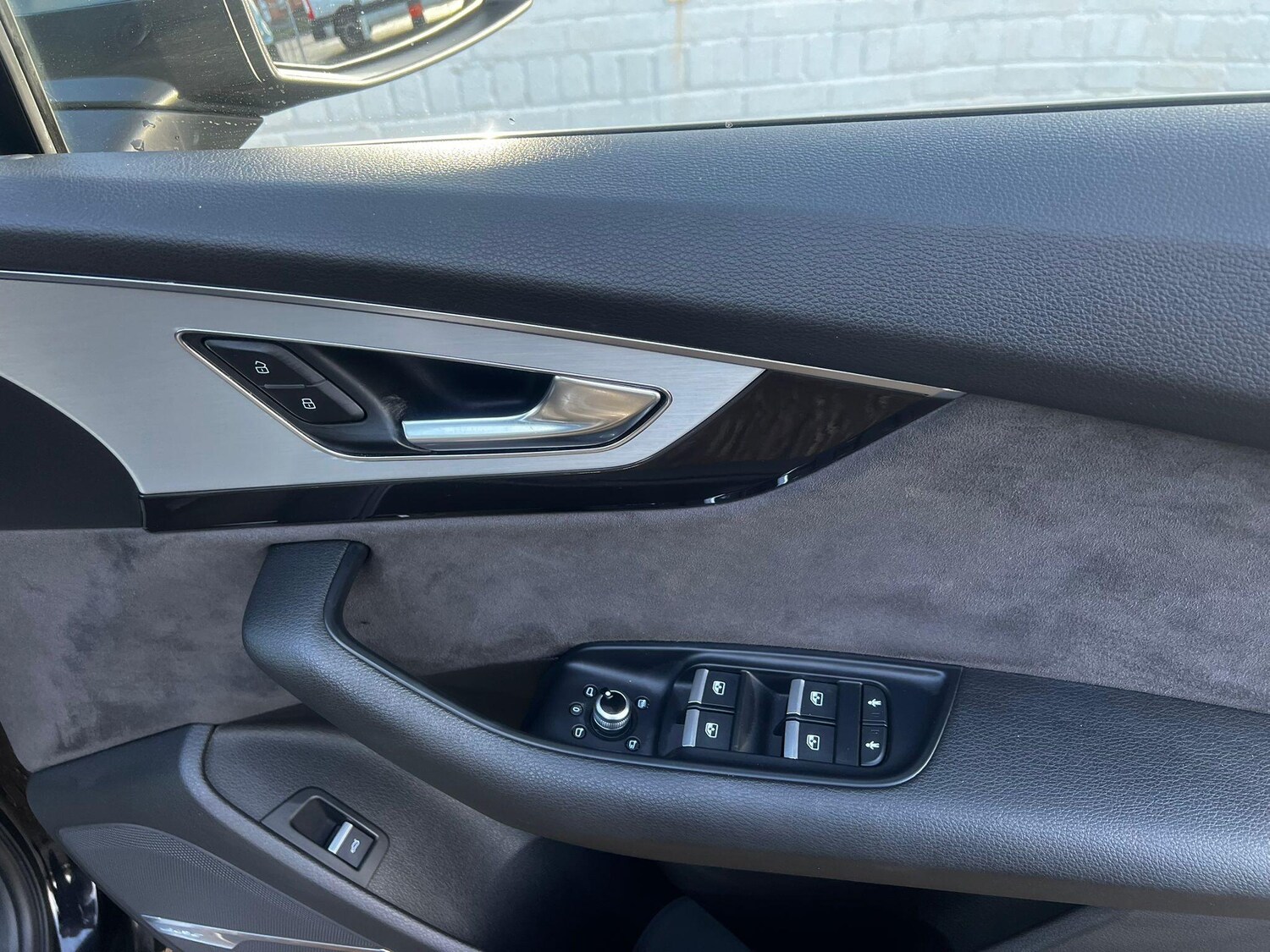 Used Audi SQ7 2016 for sale - 77344802: Photo 22