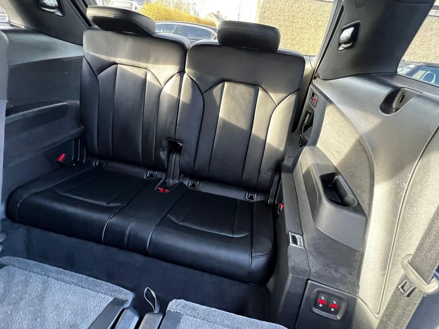 Used Audi SQ7 2016 for sale - 77344802: Photo 32