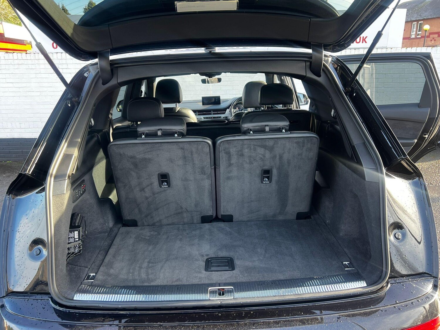 Used Audi SQ7 2016 for sale - 77344802: Photo 38