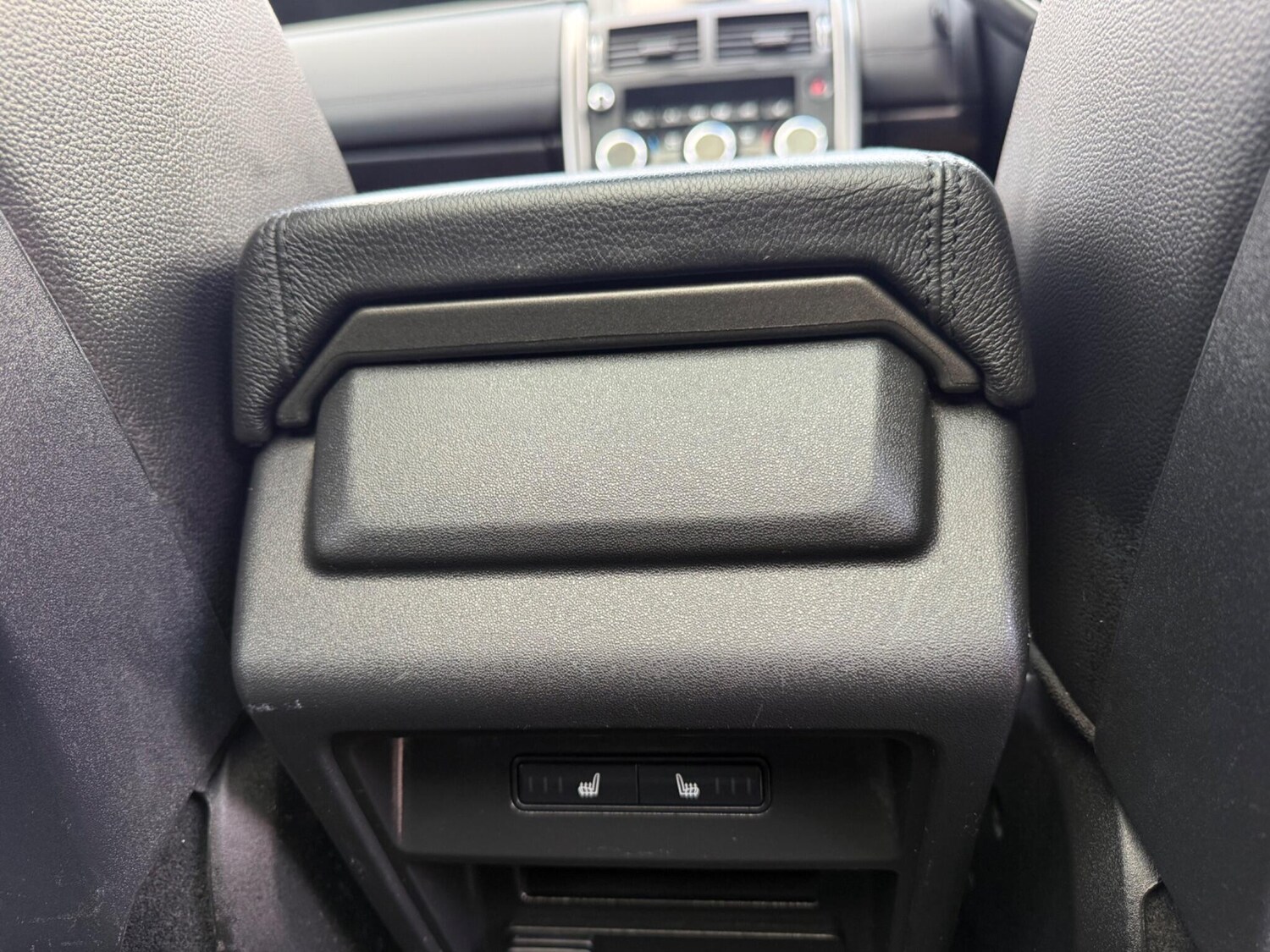 Used Land Rover Discovery Sport 2019 for sale - 78035093: Photo 30