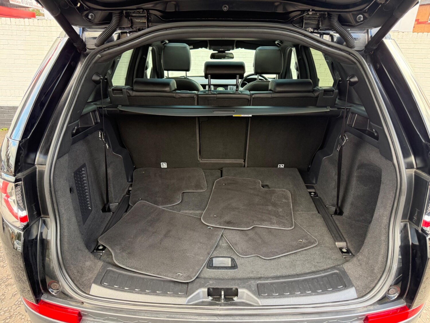 Used Land Rover Discovery Sport 2019 for sale - 78035093: Photo 33