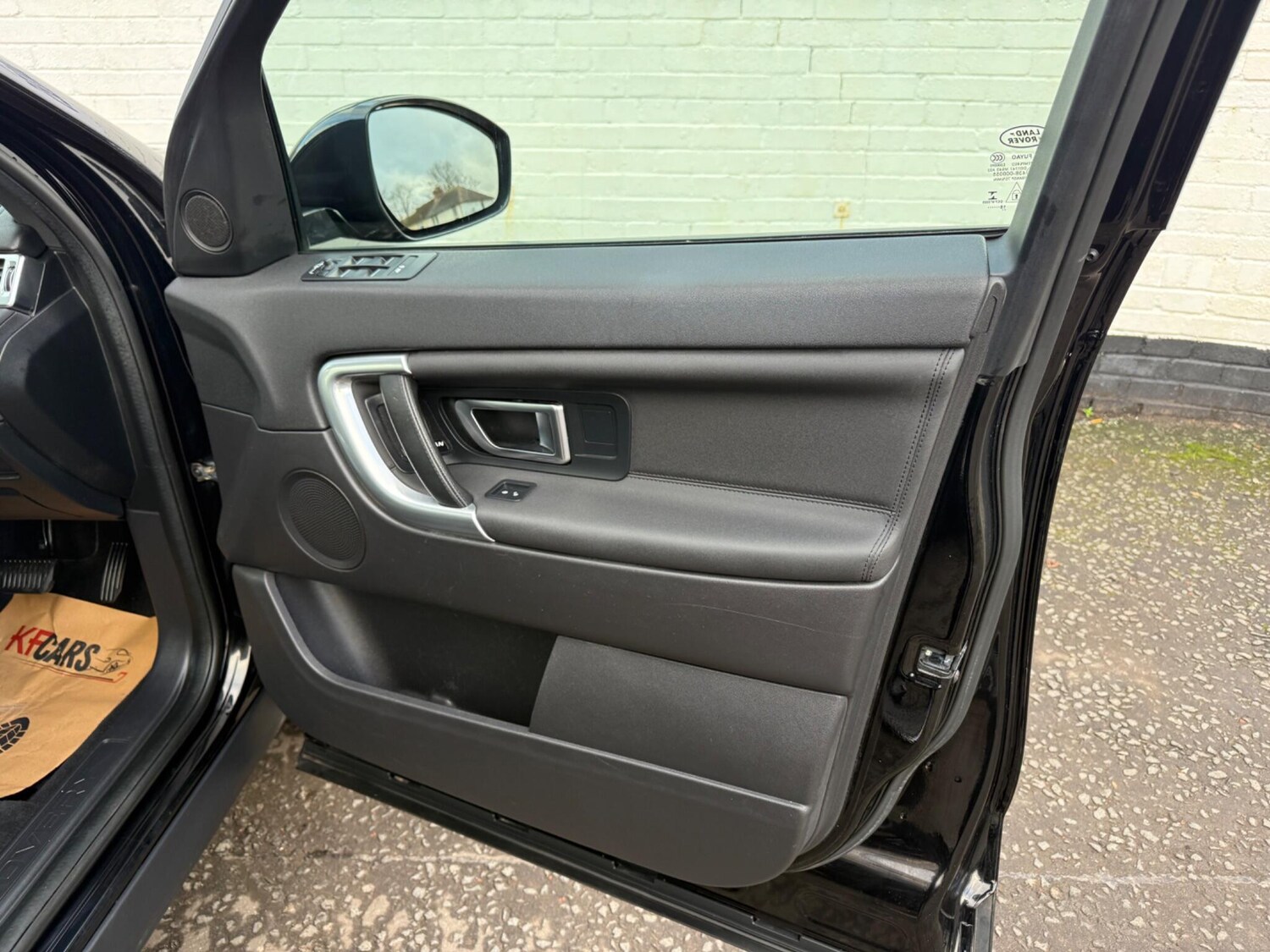 Used Land Rover Discovery Sport 2019 for sale - 78035093: Photo 9