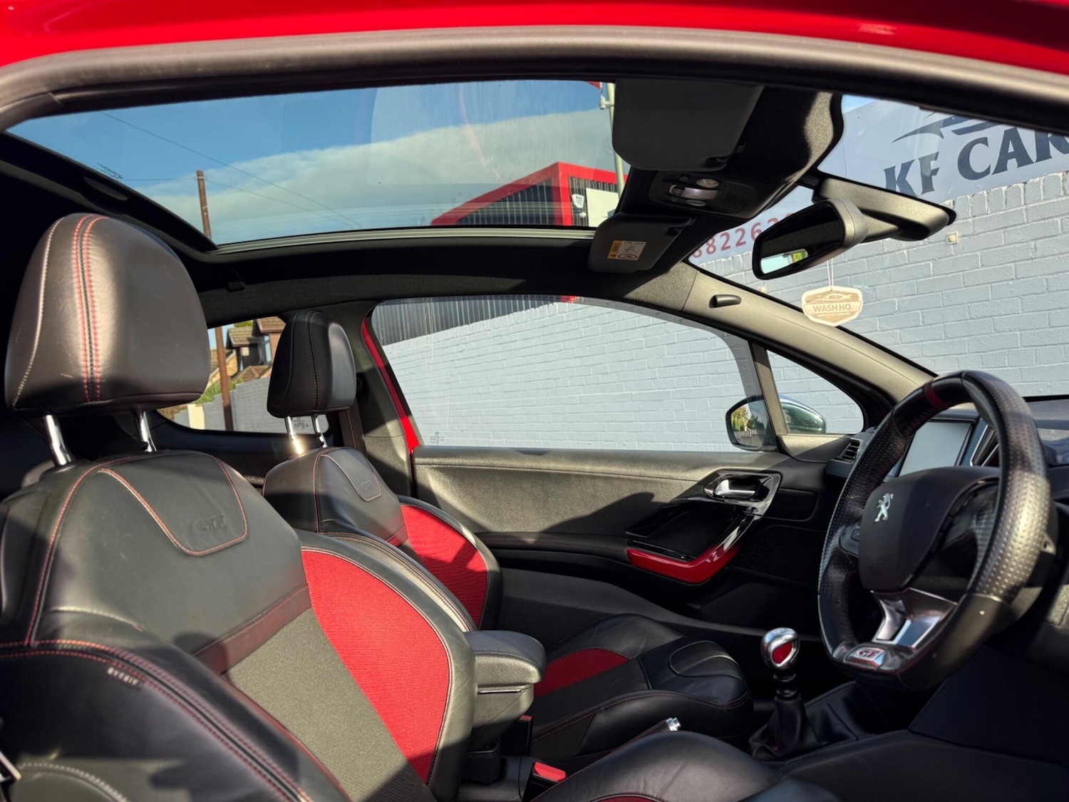 Used Peugeot 208 2015 for sale - 76561530: Photo 21