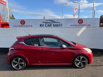 Used Peugeot 208 2015 for sale - 76561530: Photo